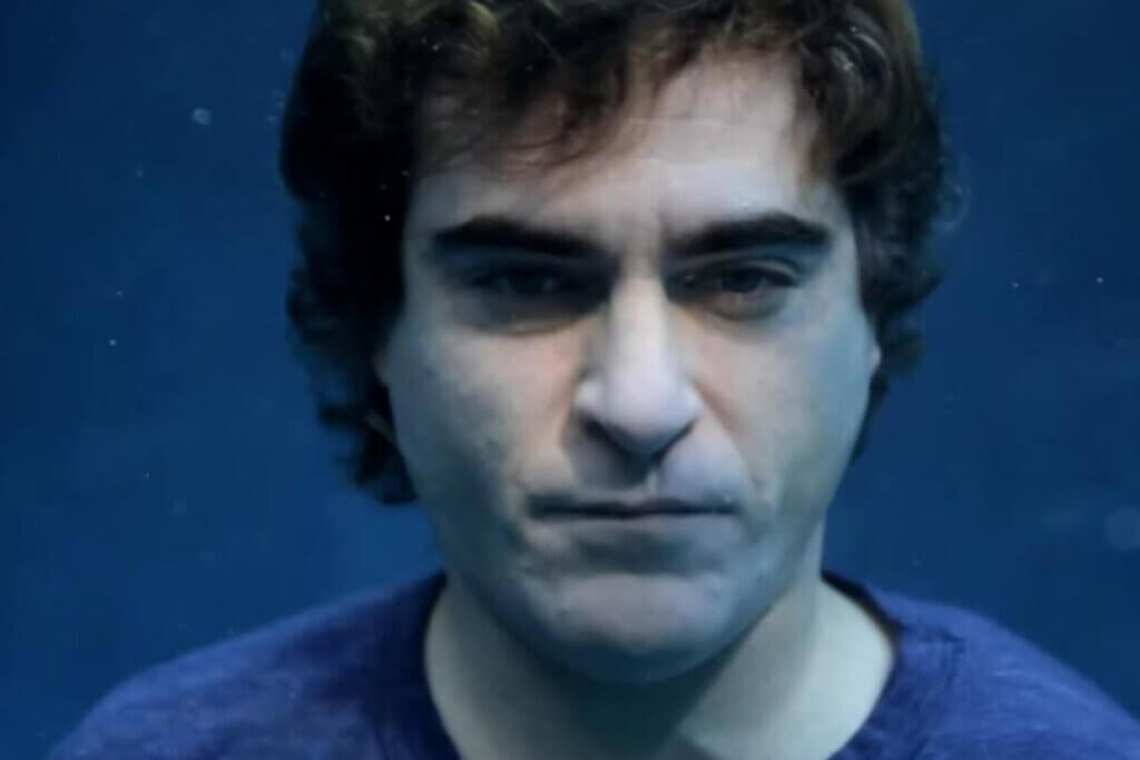 Joaquin Phoenix unter Wasser