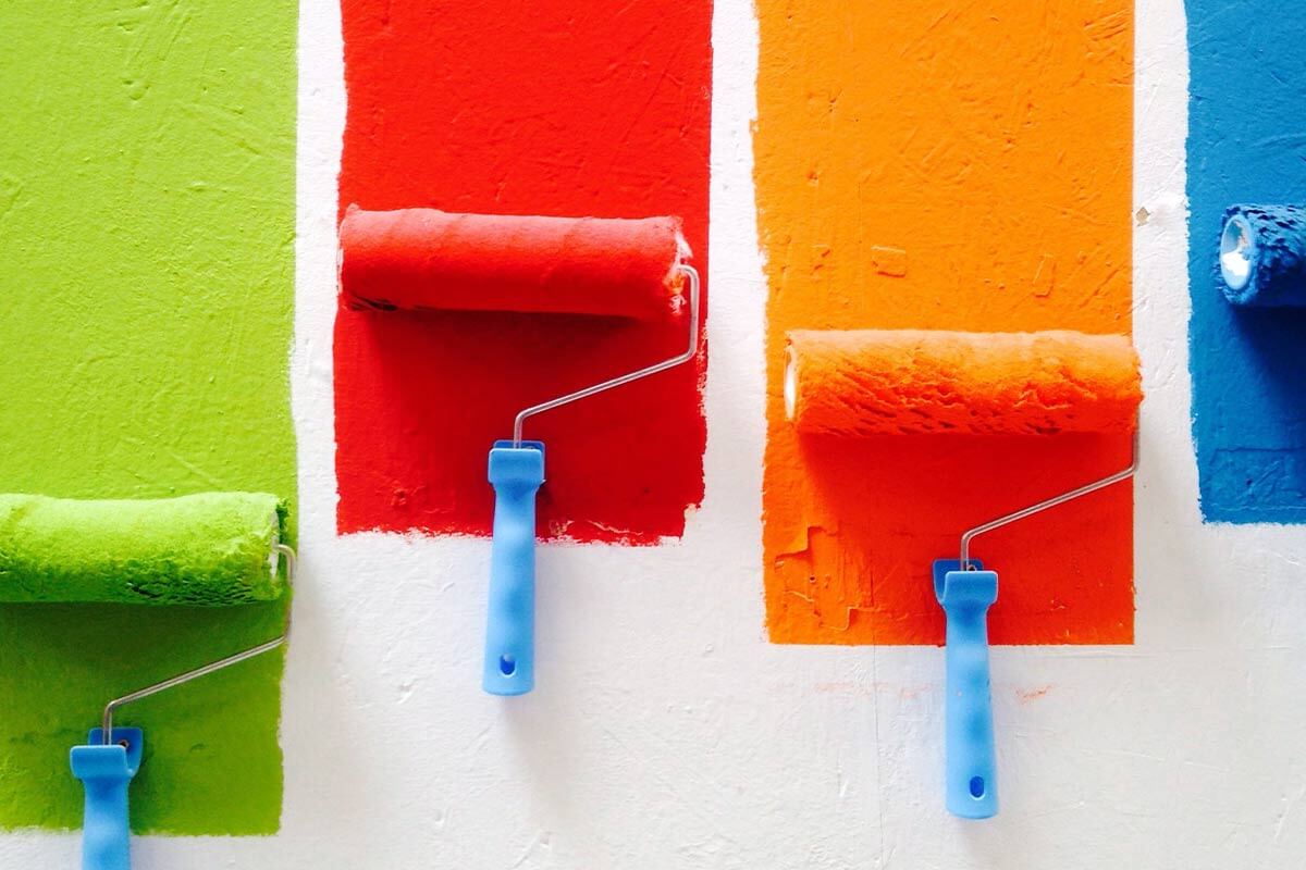 Vegane Wandfarbe: Alle Infos zu Farbarten und Malerzubehör