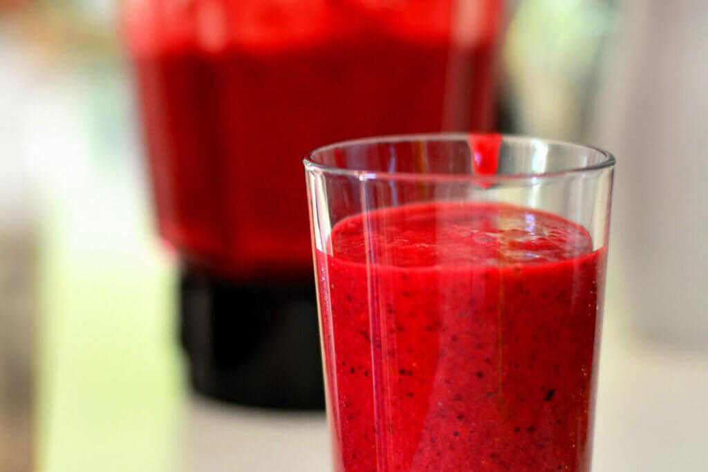 Roter Smoothie