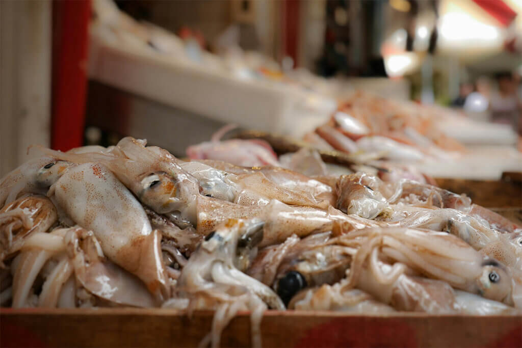 Calamari auf dem Fischmarkt