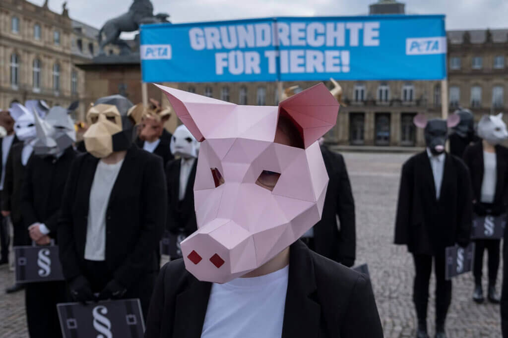Großdemo von PETA zum 30-jährigen Jubiläum: Grundrechte für Tiere